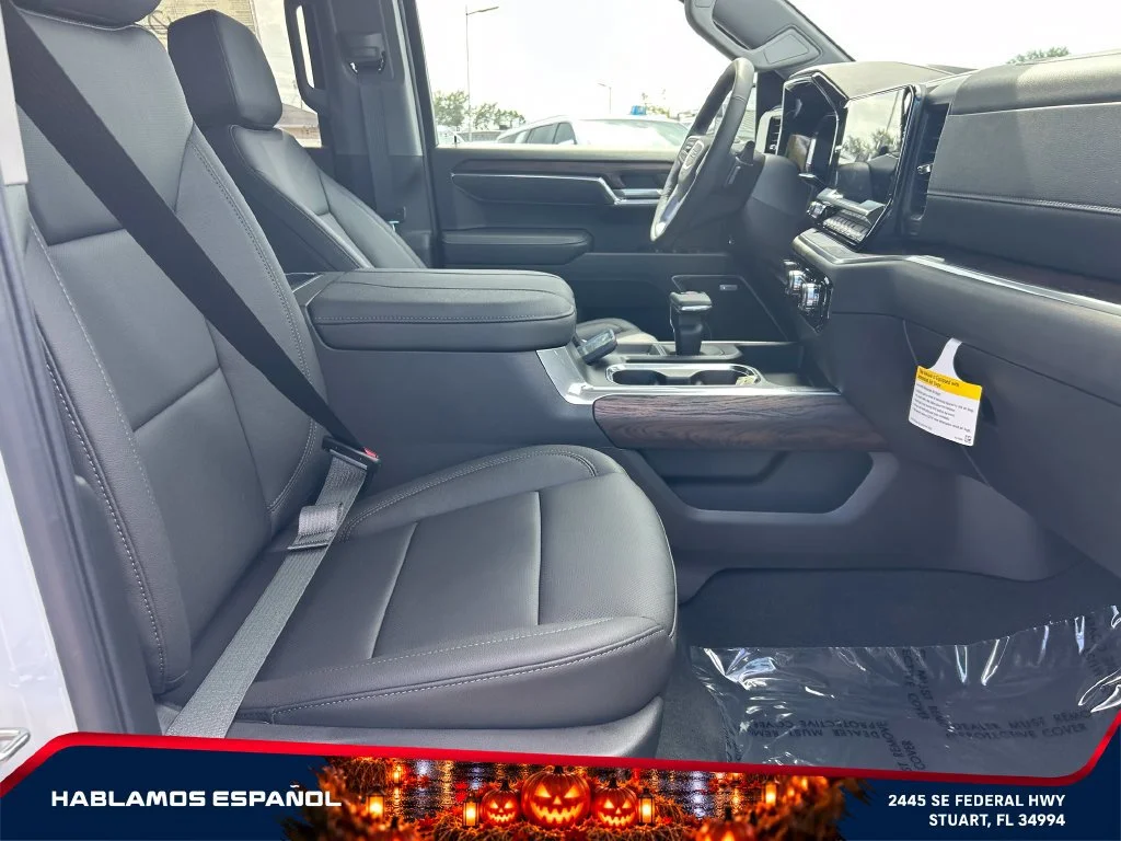 New 2026 Glacier White Tricoat GMC SLT image 19