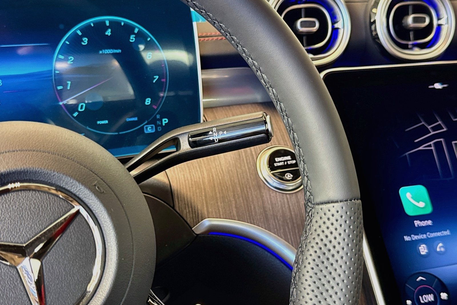 New 2026 MANUFAKTUR Moonlight White Metallic Mercedes-Benz AMG® CLE 53 image 15