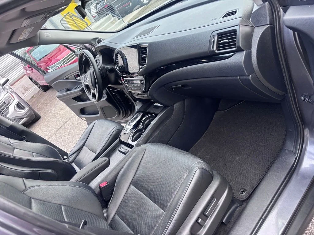 Used 2019  Honda Elite image 31