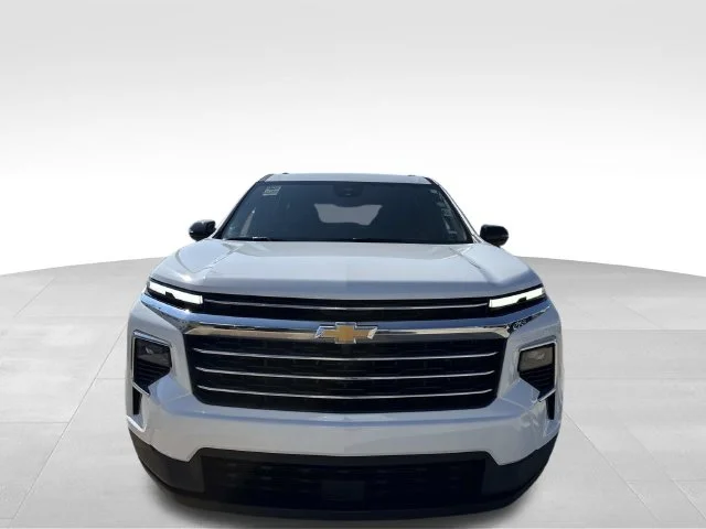 Used 2026 White Chevrolet LT image 4