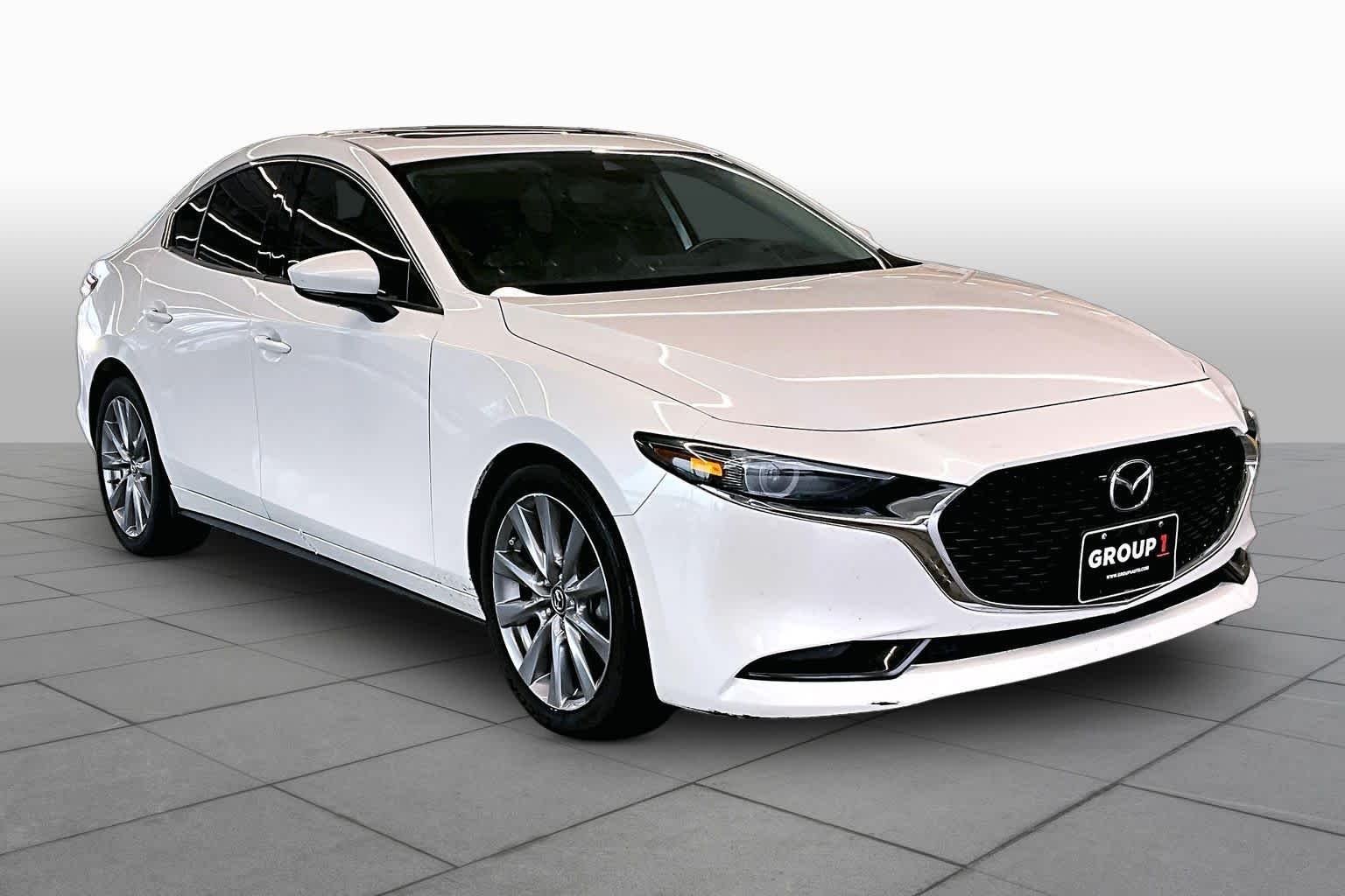 Used 2019 Snowflake White Pearl Mica Mazda w/Premium Pkg image 3