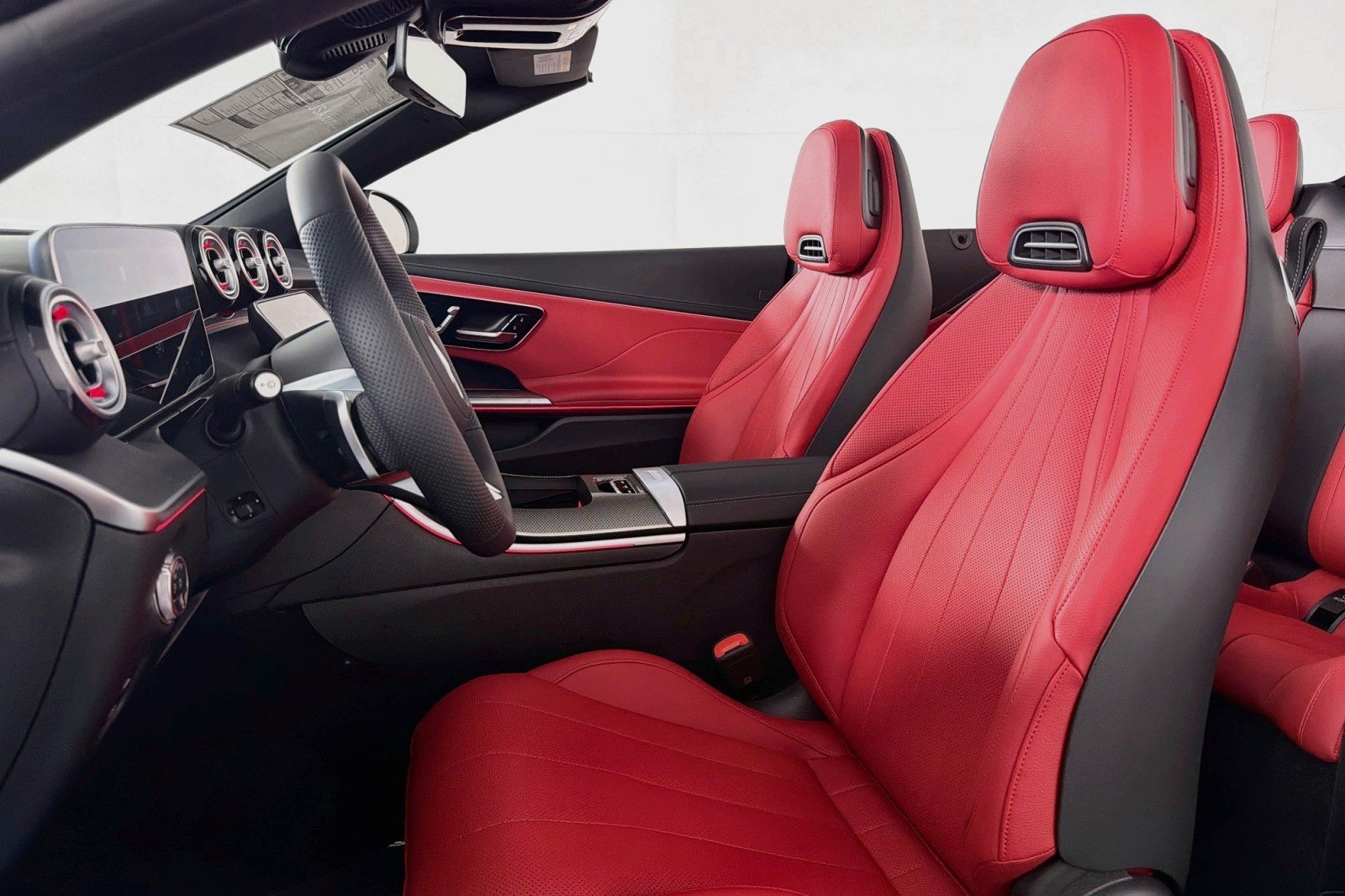 New 2027 Polar White Mercedes-Benz CLE 450 4MATIC® Cabriolet image 17