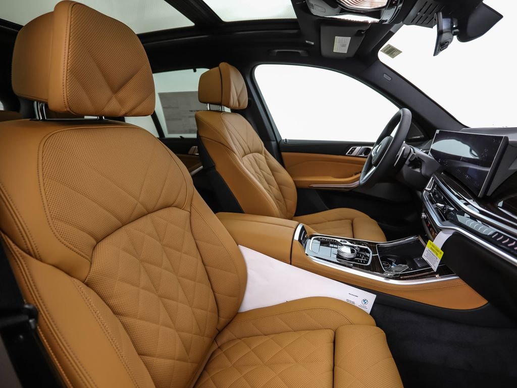 New 2026 Gray Metallic BMW xDrive40i image 31