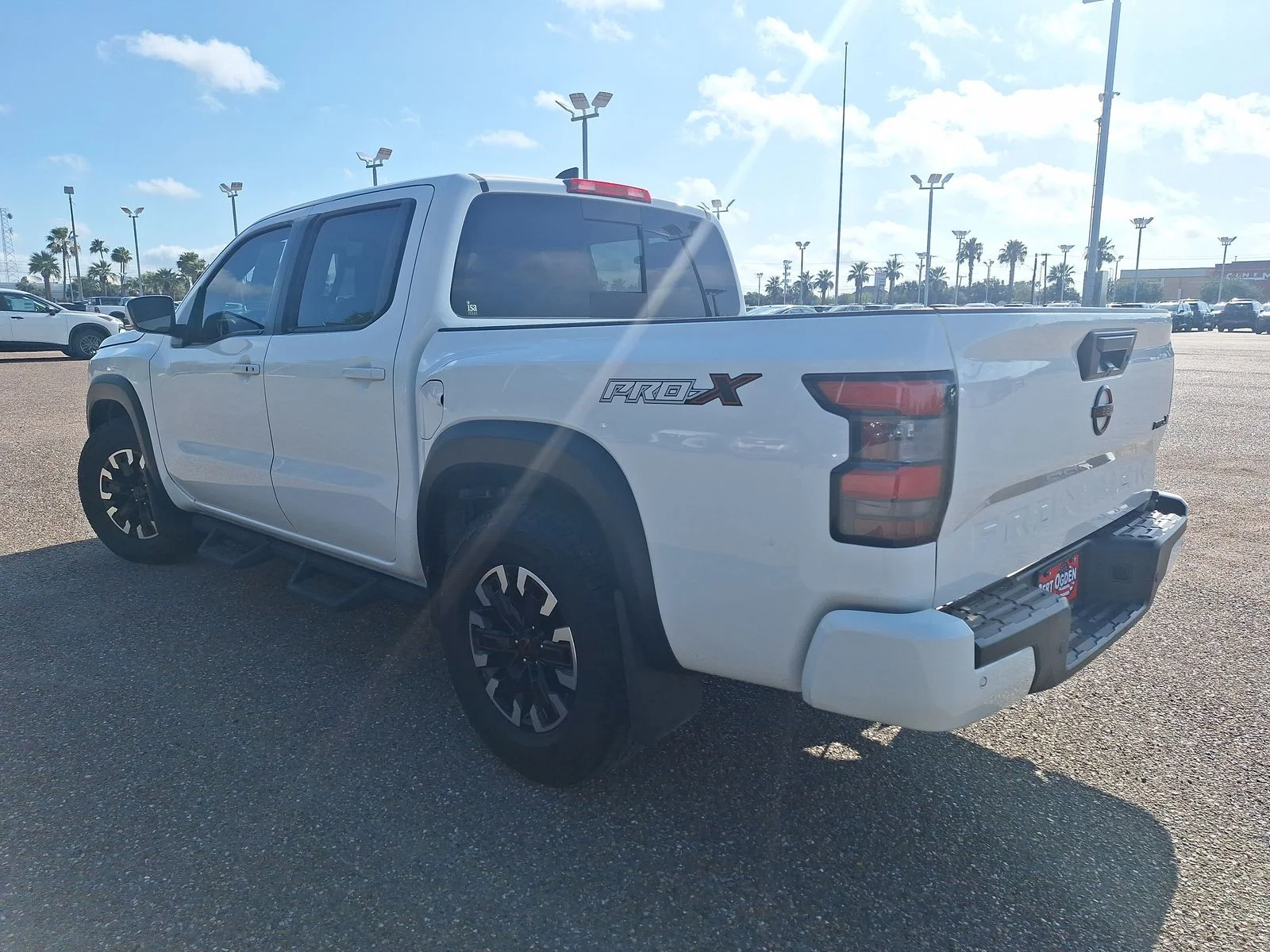 Used 2024 White Nissan PRO-X image 5