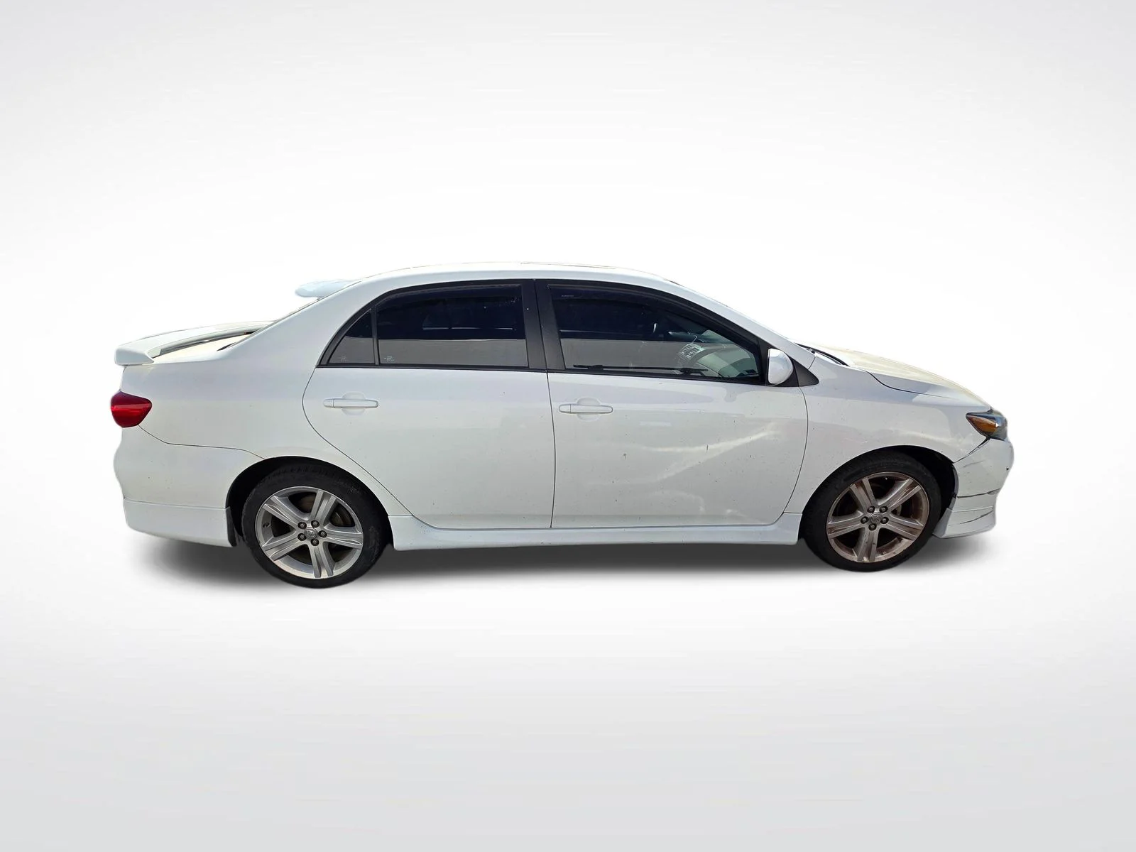 Used 2013 Super White Toyota S image 4