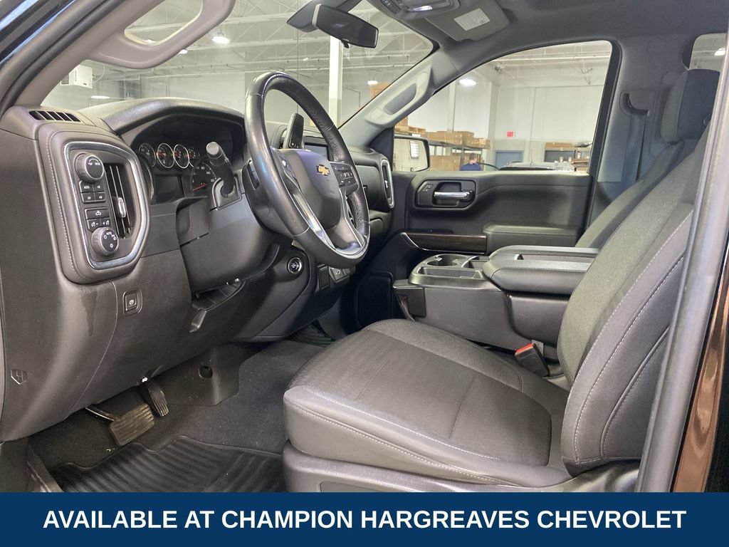 Used 2022 Black Chevrolet LT image 13