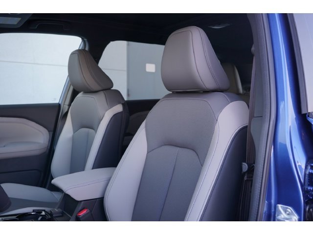 New 2026 DAYBREAK BLUE PEARL Subaru Limited Hybrid image 13