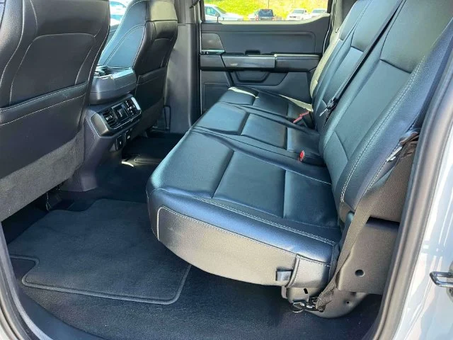 Used 2023 Avalanche Ford XLT image 18