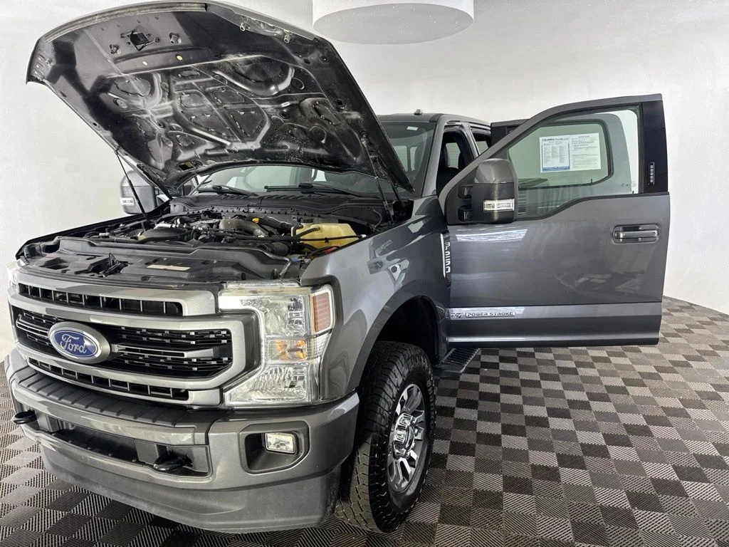 Used 2022 Gray Ford Lariat image 11