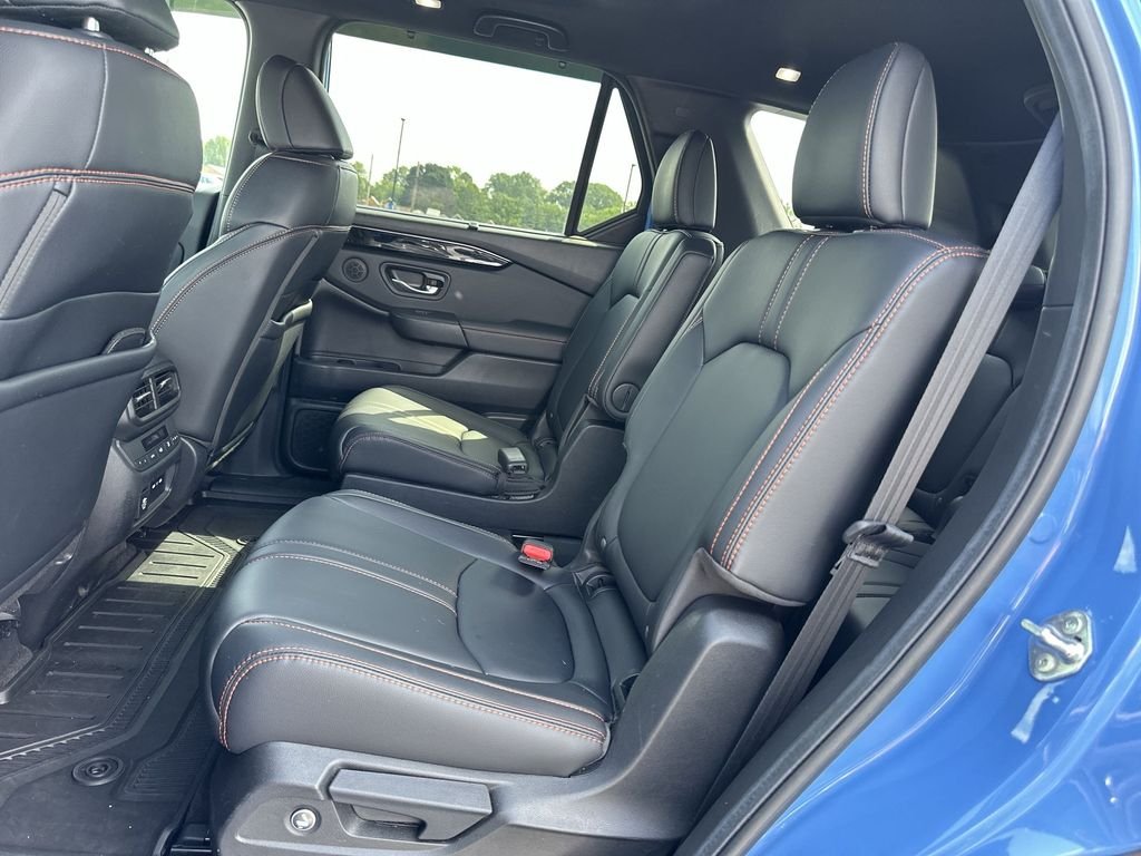 Used 2025 Blue Honda TrailSport image 28