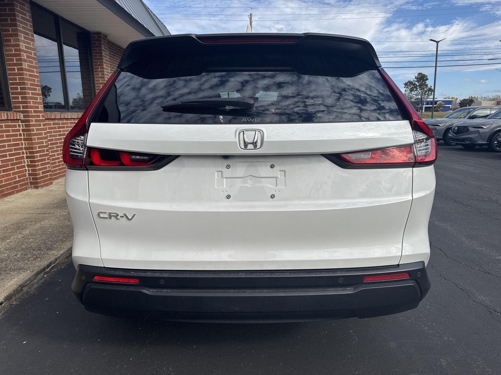 Used 2025 Platinum White Pearl Honda EX-L image 5