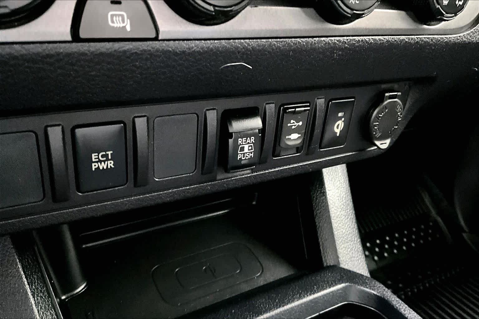 Used 2019 Midnight Black Metallic Toyota TRD Off Road image 35