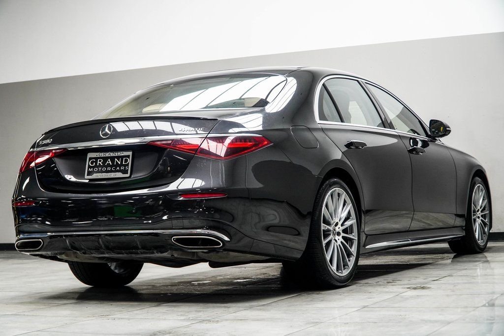 Used 2023 Gray Mercedes-Benz S 580 image 12