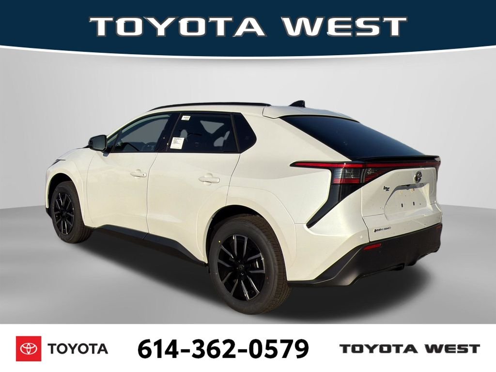 New 2026 Wind Chill Pearl Toyota XLE image 9