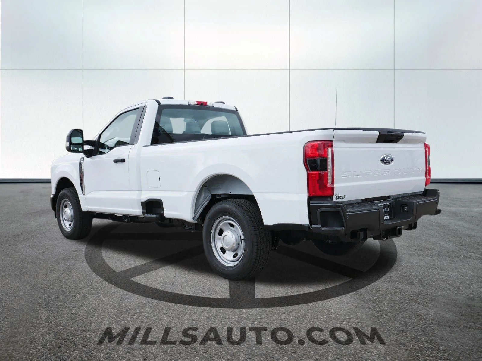 New 2024 Oxford White Ford F-350® XL image 7
