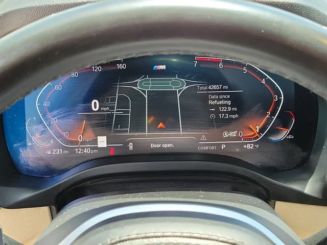 Used 2022 Black BMW xDrive30i image 28