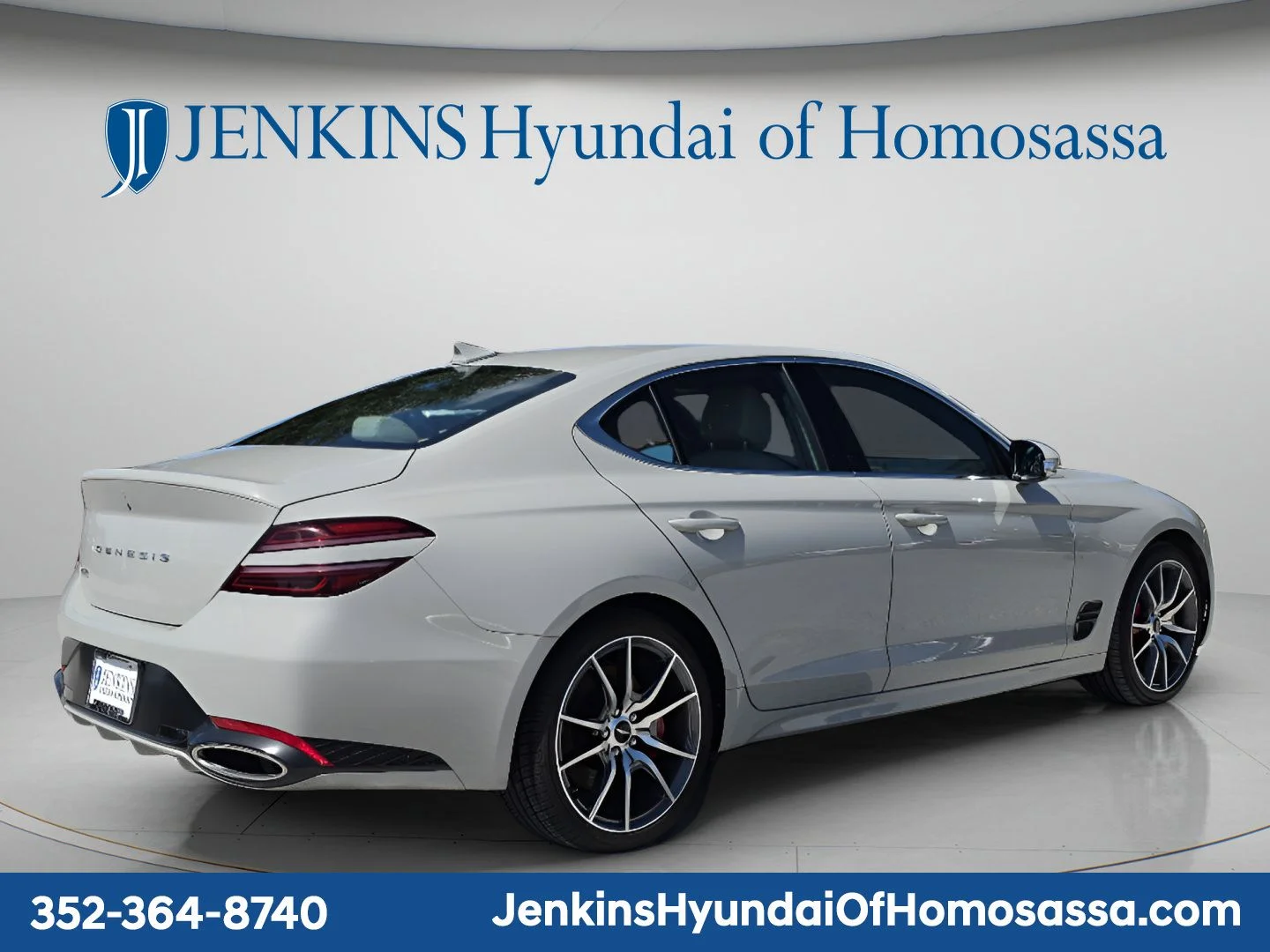 Used 2025 Gray Genesis 2.5T image 4