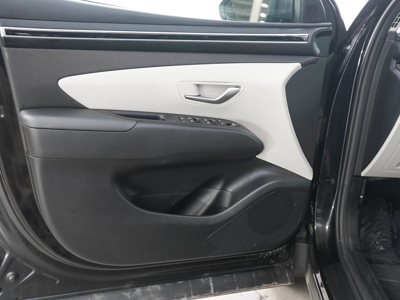 Used 2024 Black Pearl Hyundai SEL AWD *Ltd Avail* image 20