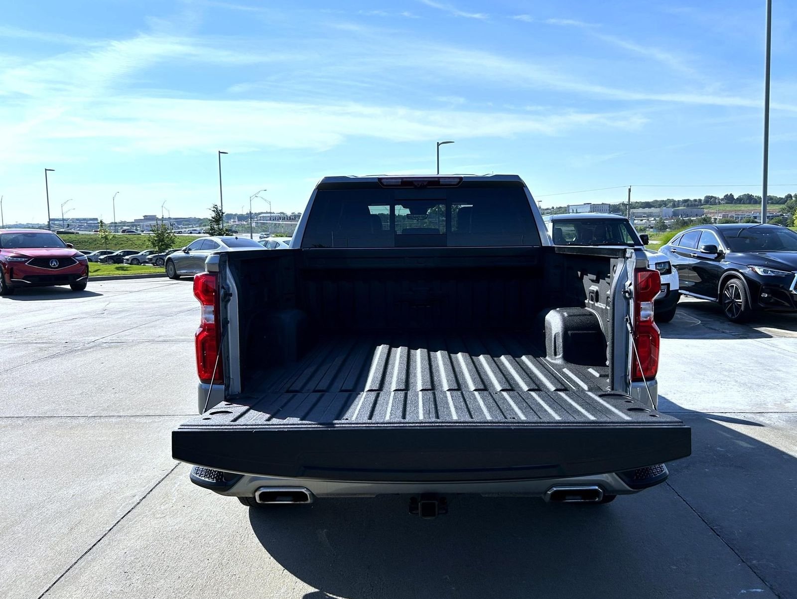 Used 2025 Gray Chevrolet High Country image 21