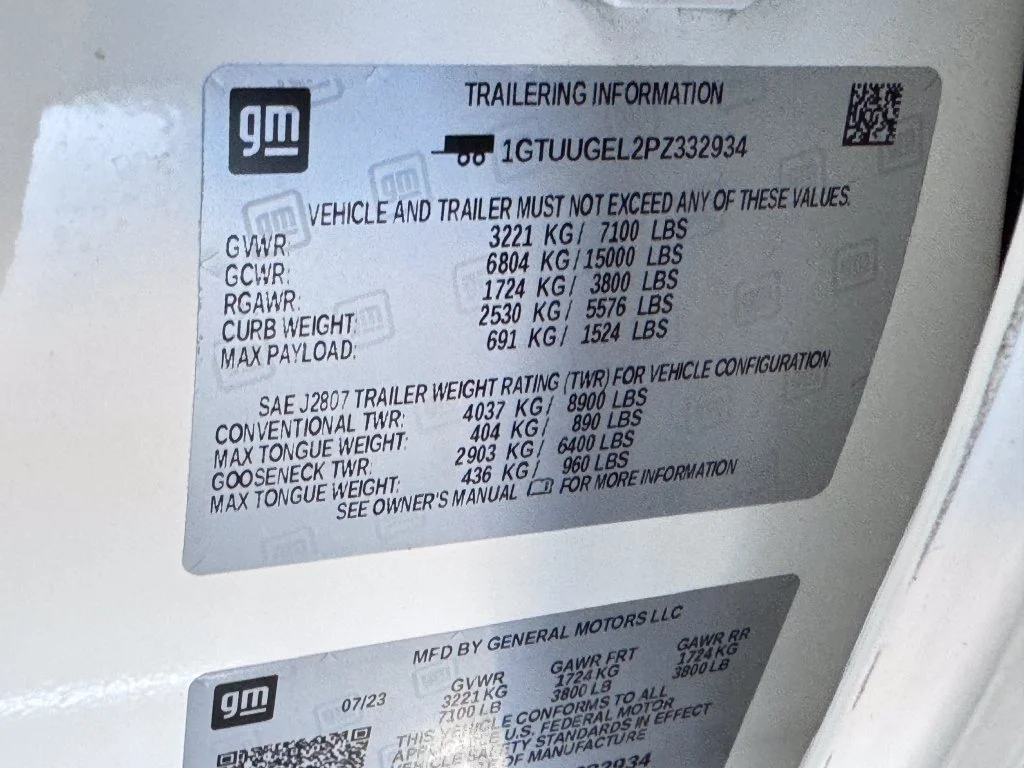 Certified Used 2023 White Frost Tricoat GMC Denali image 9
