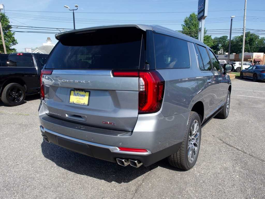 2026 GMC Yukon XL Denali - Photo 6