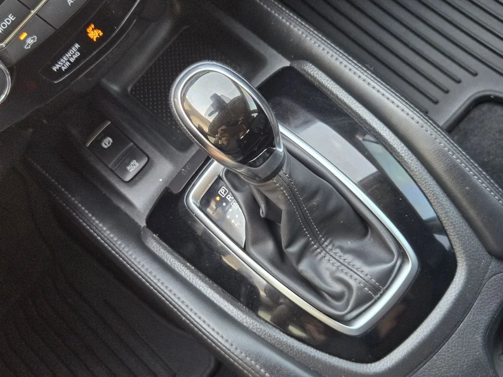 2019 Nissan Rogue SL - Photo 22
