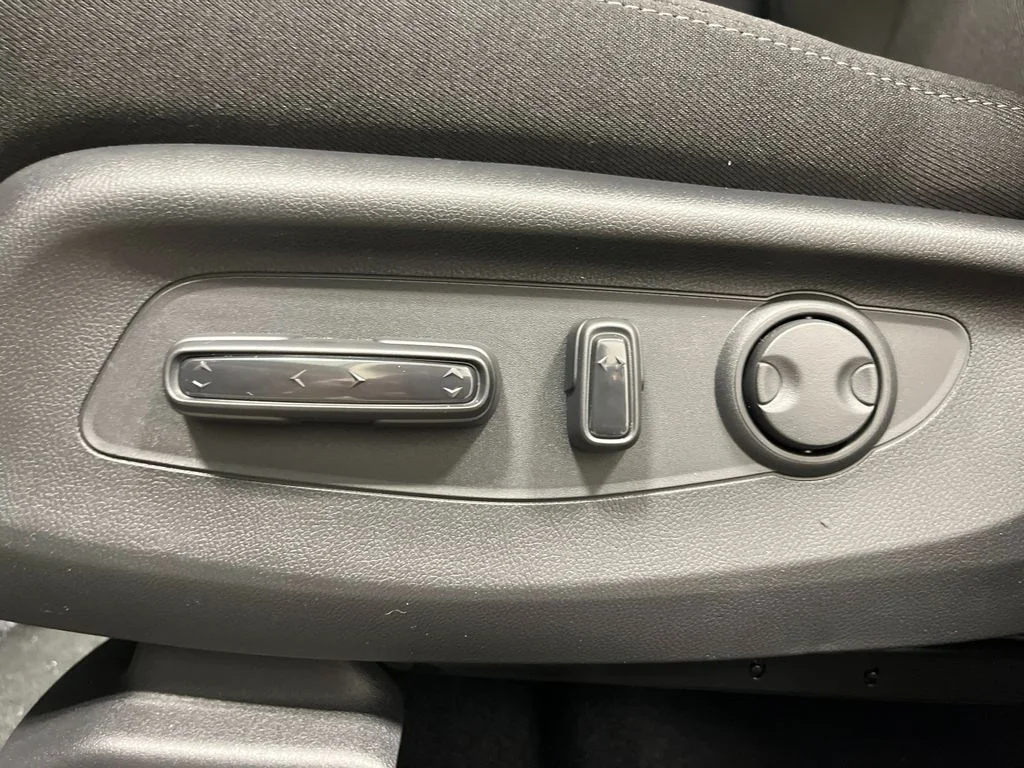 New 2026 Meteorite Gray Metallic Honda AWD EX image 13