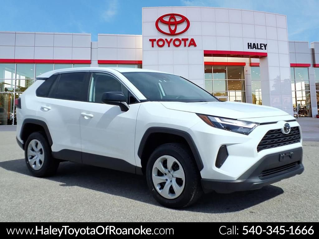 2025 Toyota RAV4 LE