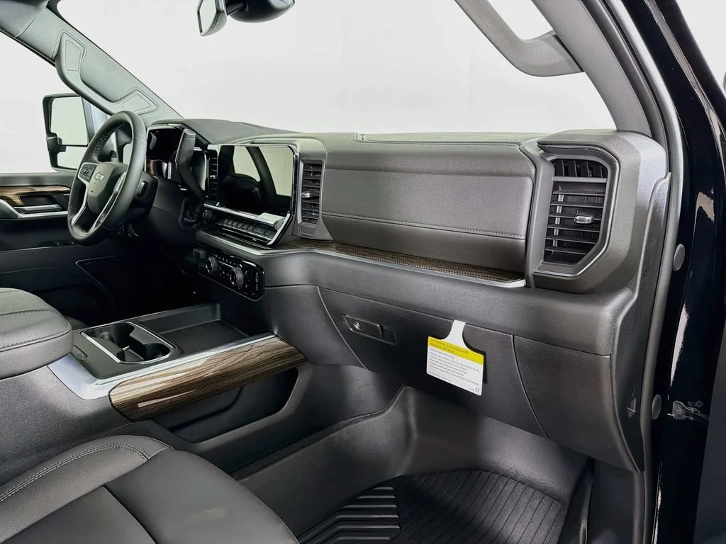 2026 Chevrolet Silverado 3500HD LT - Photo 24
