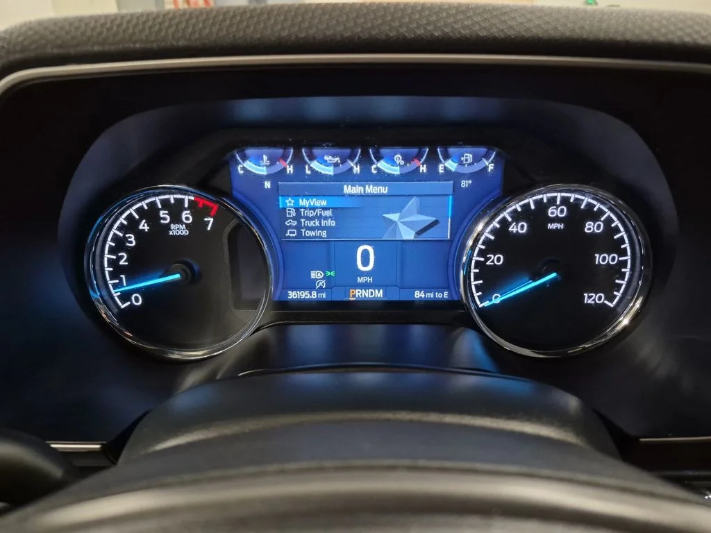 Certified Used 2023 Avalanche Ford XLT image 25