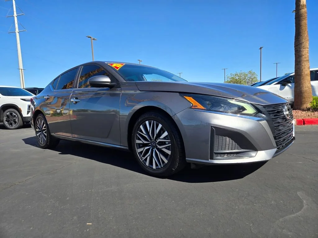 Used 2023 Gun Metallic Nissan 2.5 SV image 1