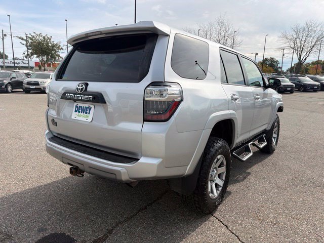 Used 2014 Classic Silver Metallic Toyota Limited image 5