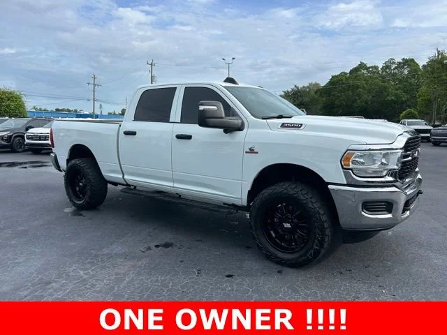 2024 RAM 3500 Tradesman 4X4 Crew Cab SWB's photo