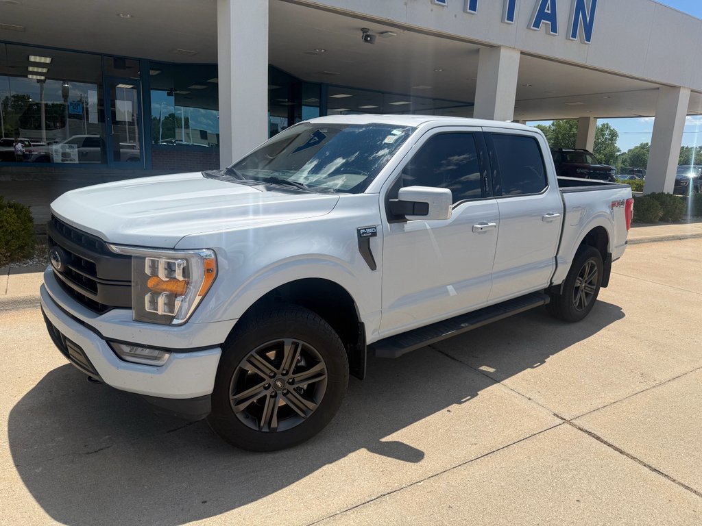 Used 2022 Space White Metallic Ford LARIAT image 2