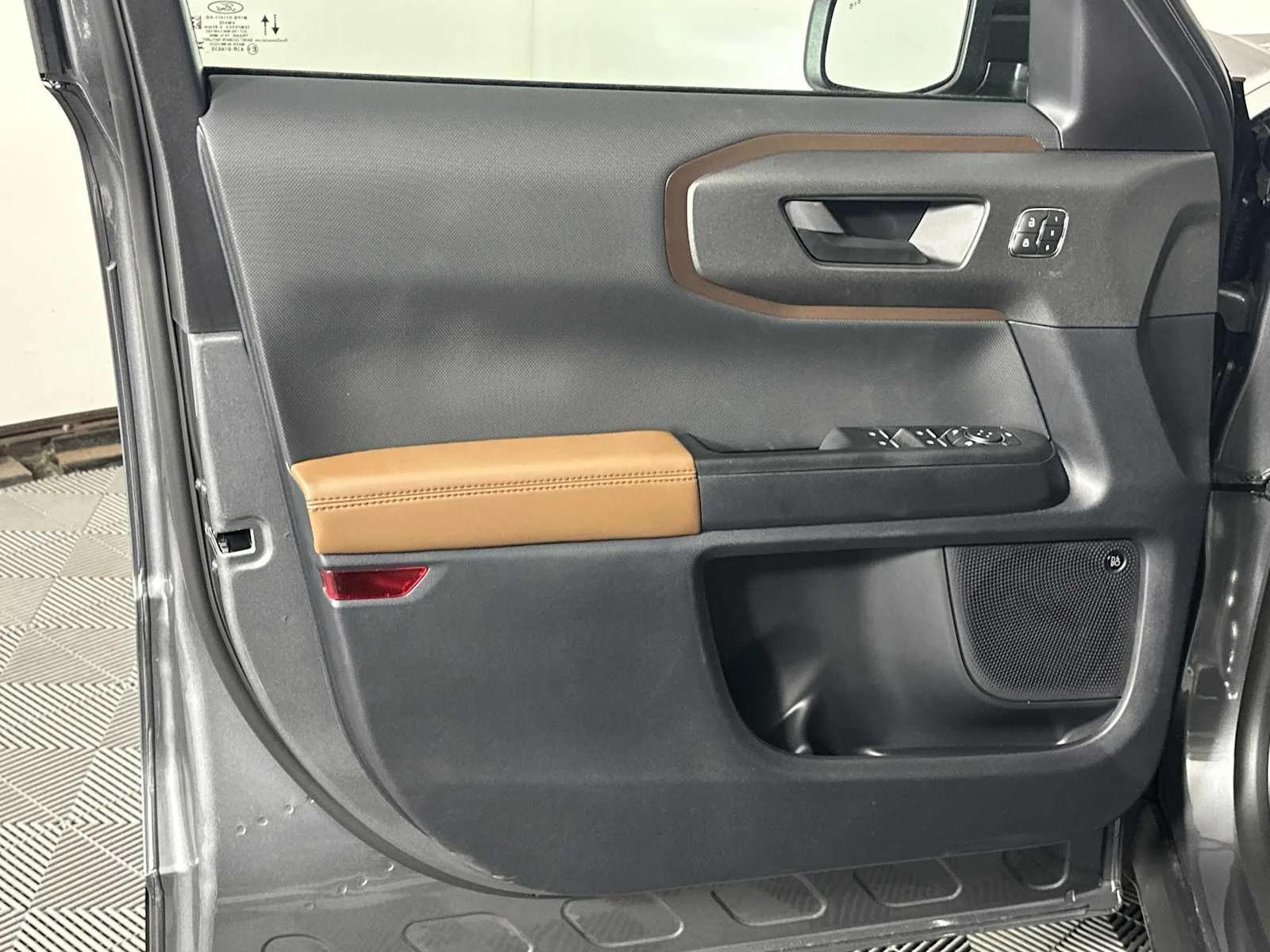 New 2026 Carbonized Gray Ford Outer Banks image 11