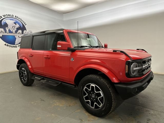 Used 2024 Red Ford Outer Banks image 12