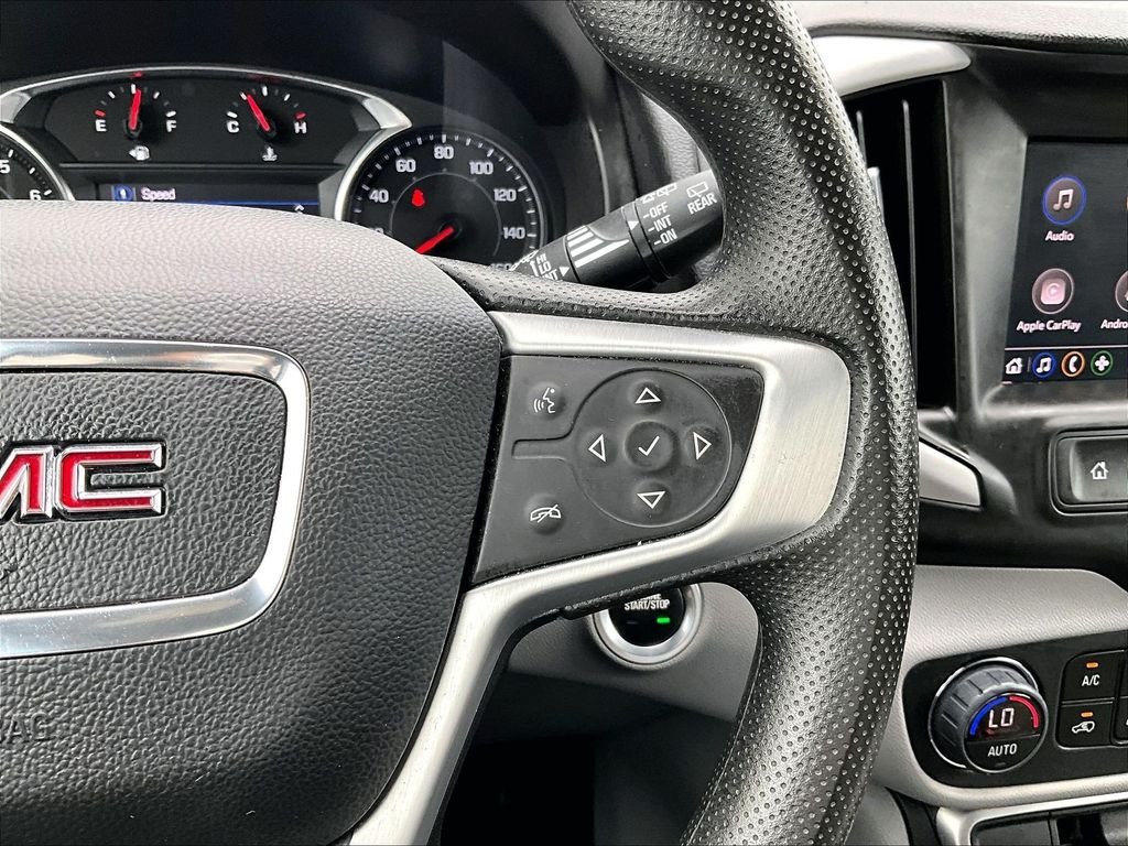 Used 2023 White GMC SLE image 23
