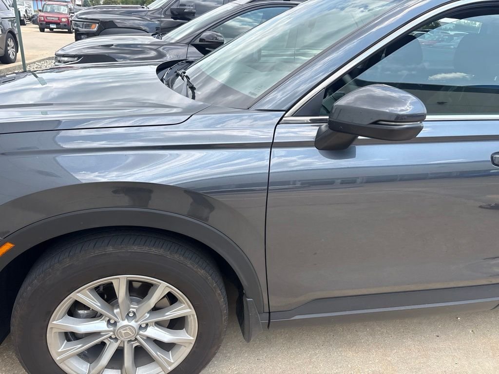 Used 2024 Meteorite Gray Metallic Honda EX image 3