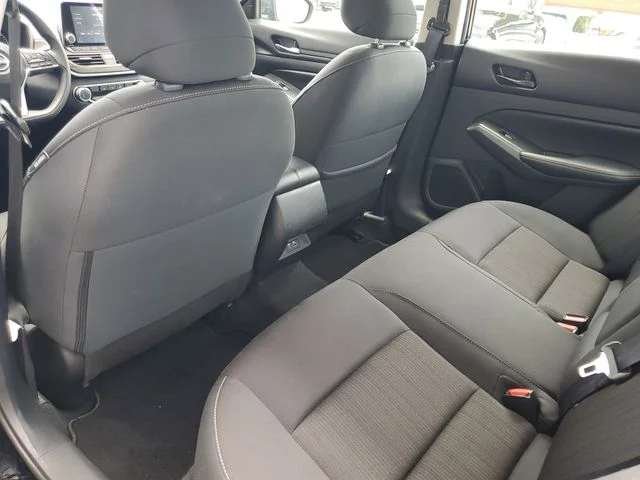 2025 Nissan Altima SV - Photo 29