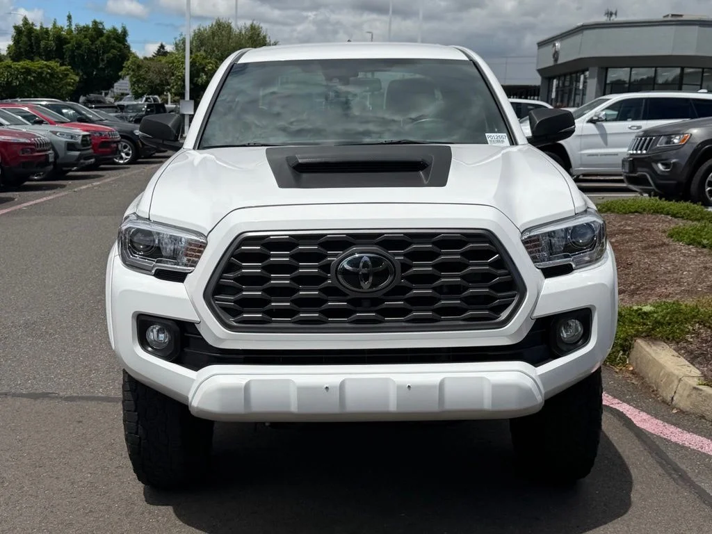 Used 2023 Ice Toyota TRD Sport image 3