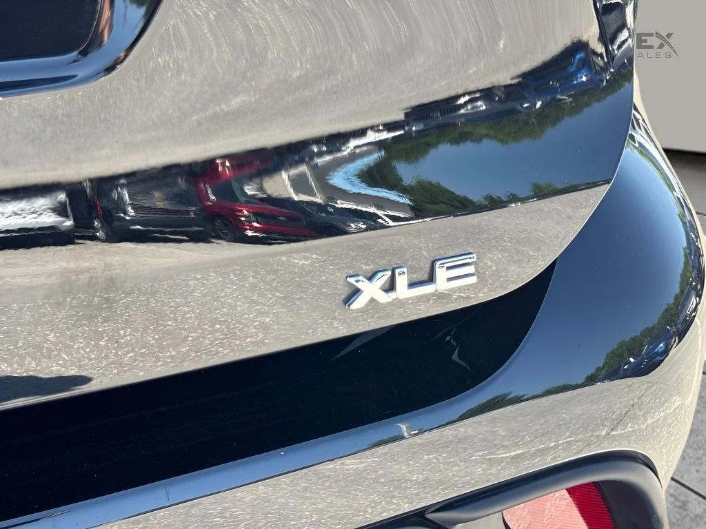 Used 2021 Black Toyota XLE image 20