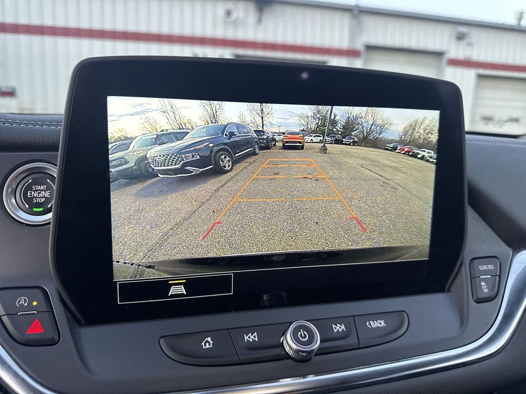 Used 2023 Black Chevrolet LT image 17