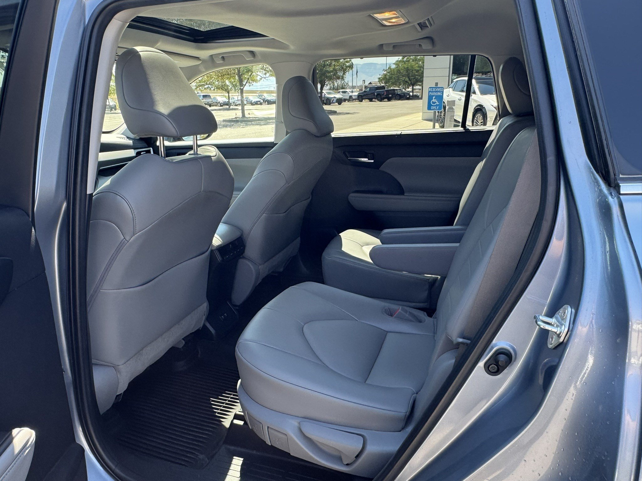 Used 2021 Moon Dust Toyota XLE image 15