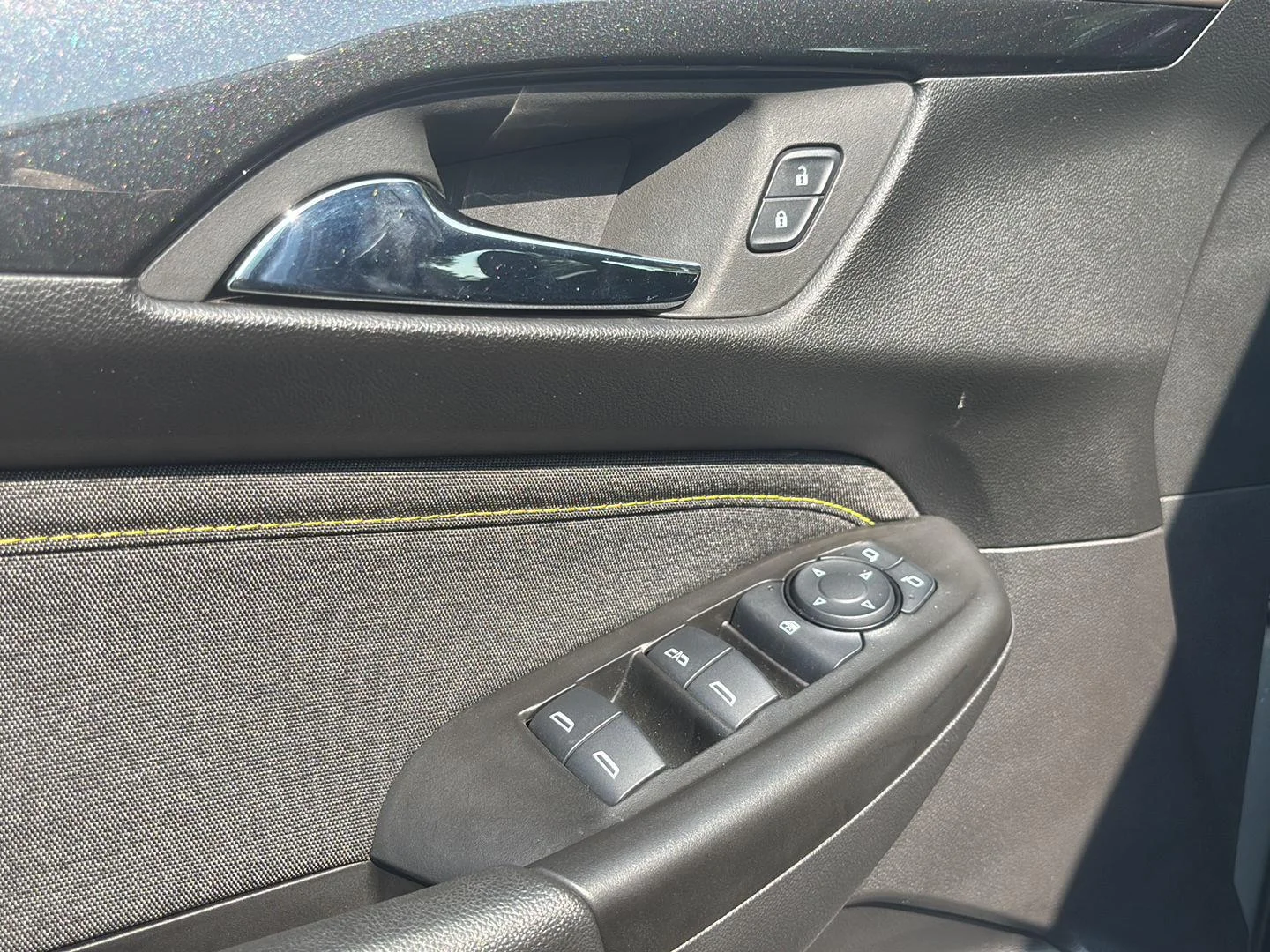 Used 2025 Sterling Gray Metallic Chevrolet ACTIV image 8