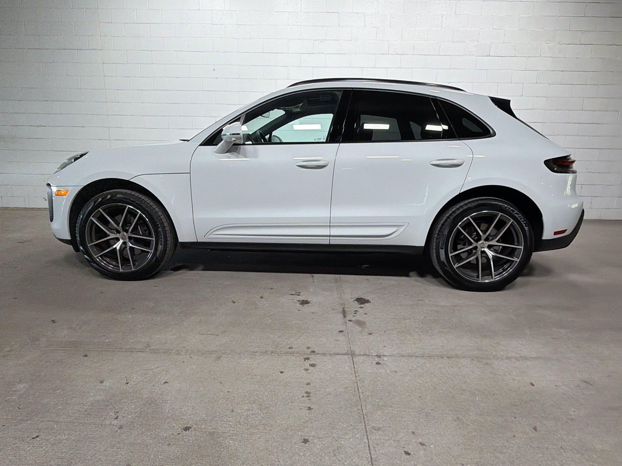Certified Used 2026 Carrara White Metallic Porsche  image 2