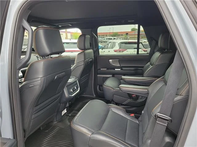 Used 2025 Glacier Gray Metallic Tricoat Ford Tremor 4x4 image 9