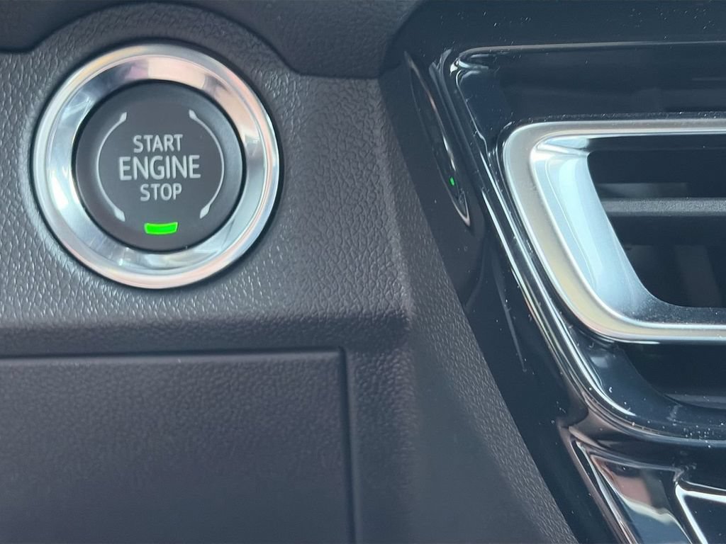 2027 Chevrolet Traverse LT - Photo 27