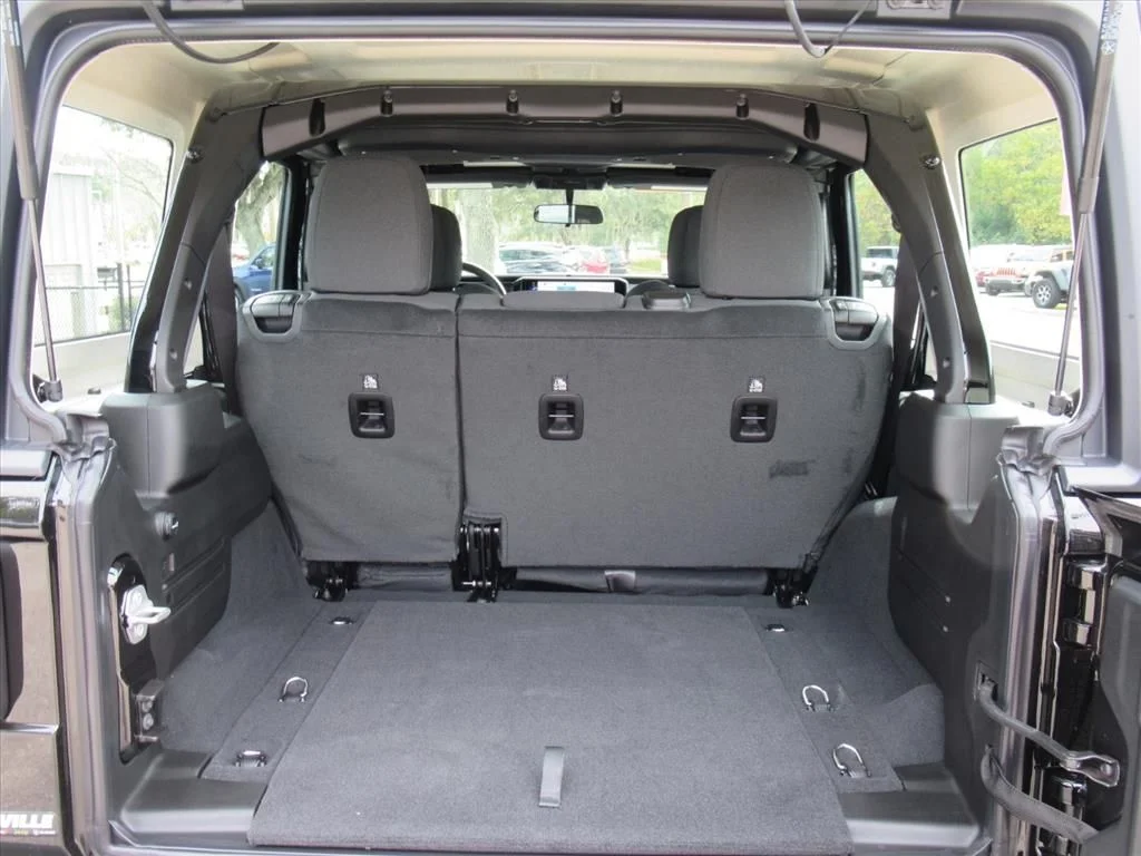 New 2026 Black Clear-Coat Exterior Paint Jeep Sport image 28
