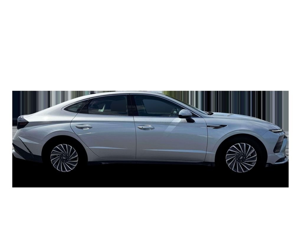 New 2026 Silver Hyundai SEL image 26