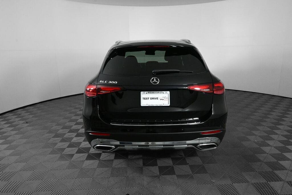 Certified Used 2025 Black Mercedes-Benz GLC 300 image 16